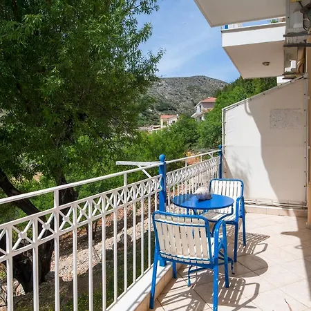 Three Flats, With Sea View, One Loft And Two With Sea View! Dhavgáta