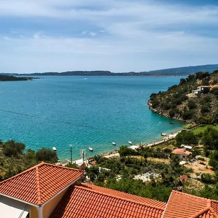 Three Flats, With Sea View, One Loft And Two With Sea View! Apartment