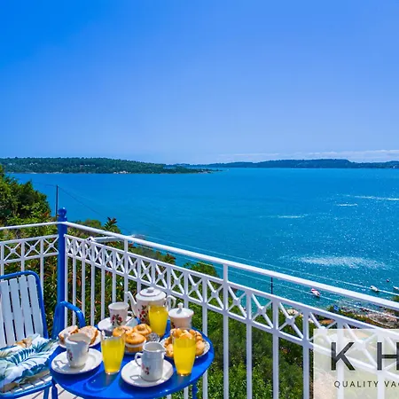 Three Flats, With Sea View, One Loft And Two With Sea View! Apartment Dhavgata